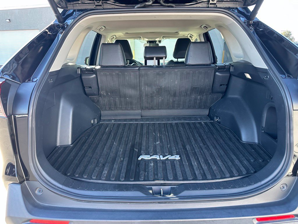 Used 2024 Toyota RAV4 XLE Premium w/ Weather Package AWD/4WD image 5