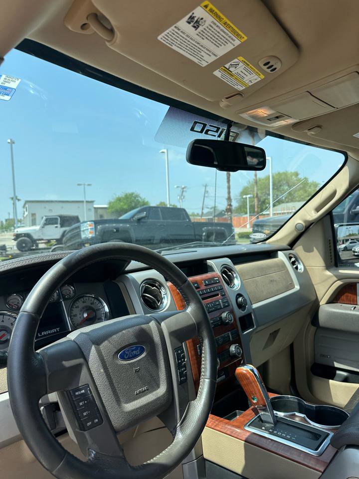 Used 2010 Ford F150 Lariat RWD image 3