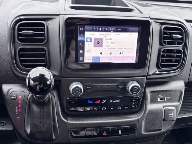 Used 2025 RAM ProMaster 2500 w/ Convenience Group image 21