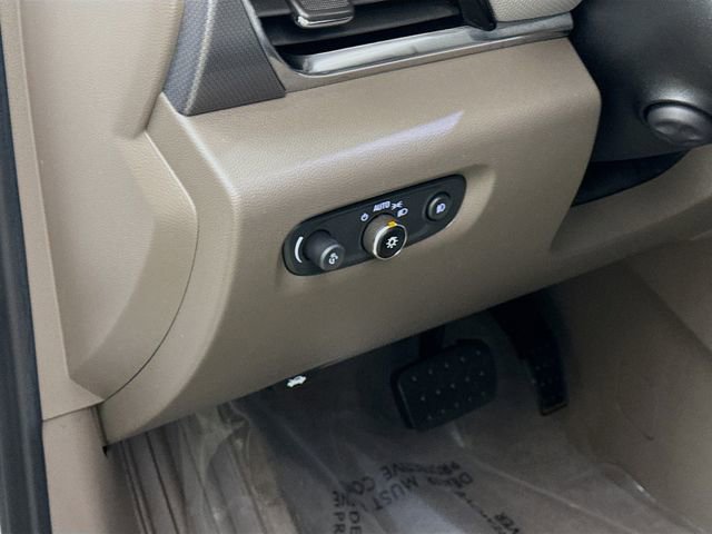 Used 2020 Chevrolet Traverse Premier image 12