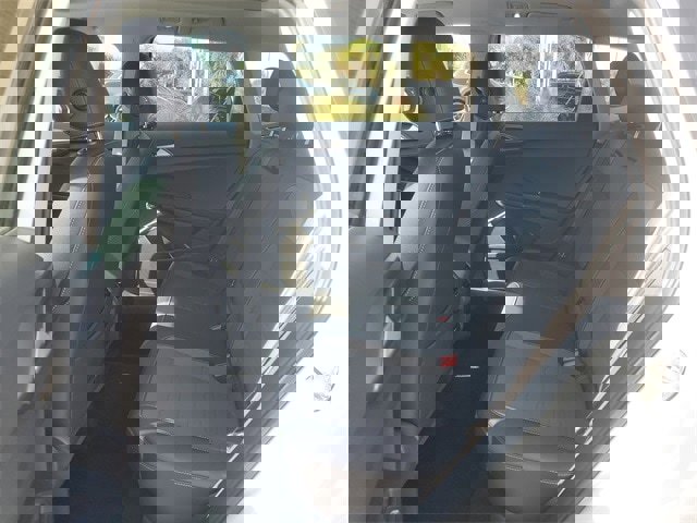 Certified 2025 Volkswagen Taos SE image 11