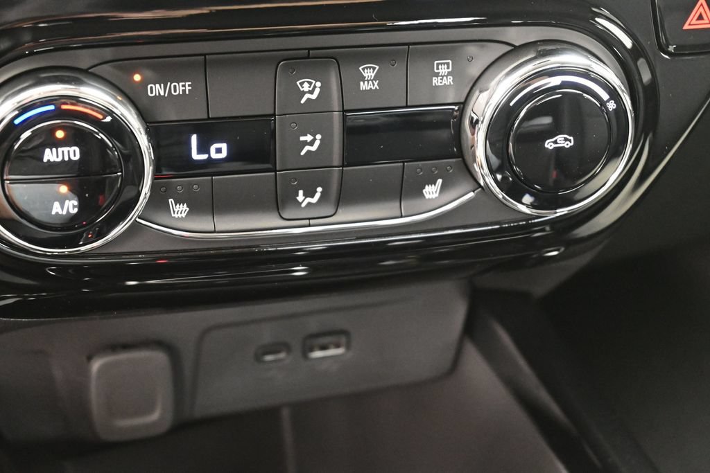 New 2026 Chevrolet Trax LT w/ Driver Confidence Package FWD image 19