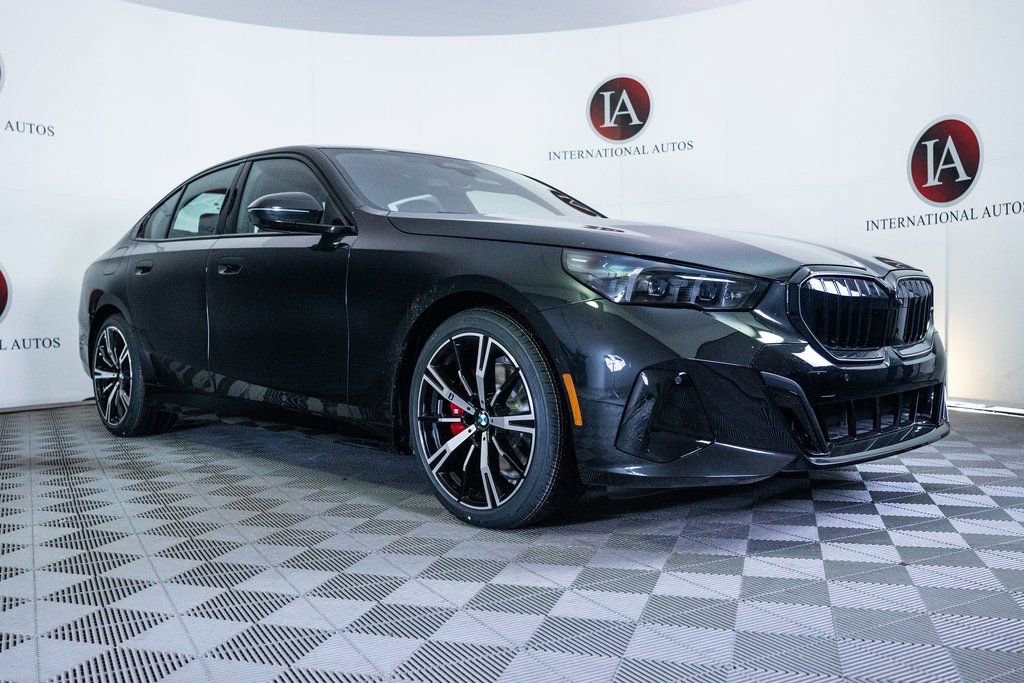 New 2026 BMW 530i xDrive w/ M Sport Package