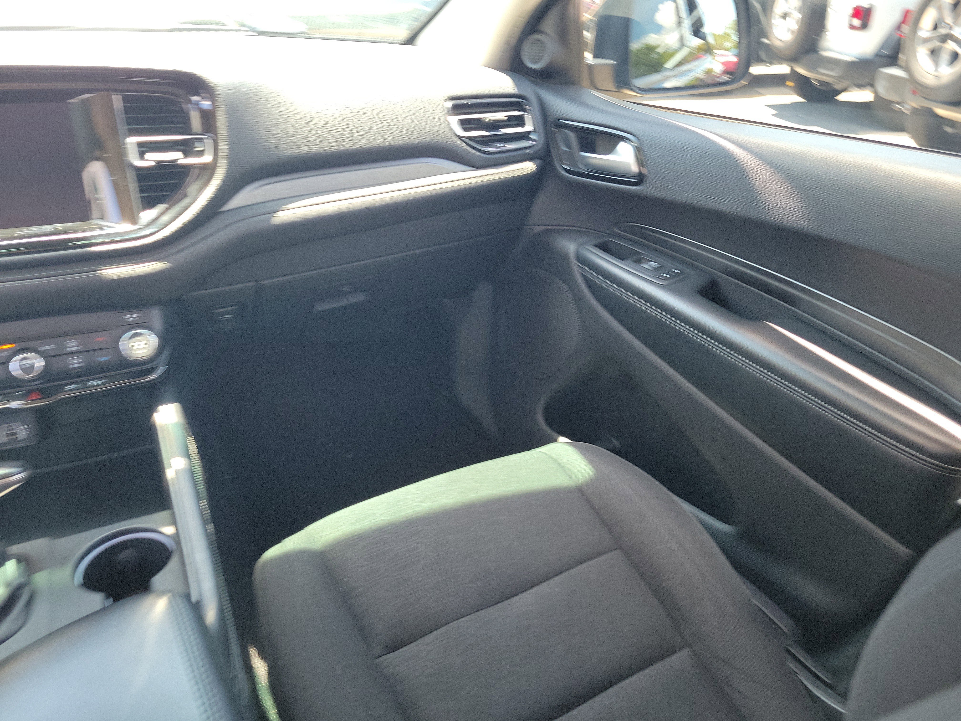 Used 2022 Dodge Durango SXT RWD image 18