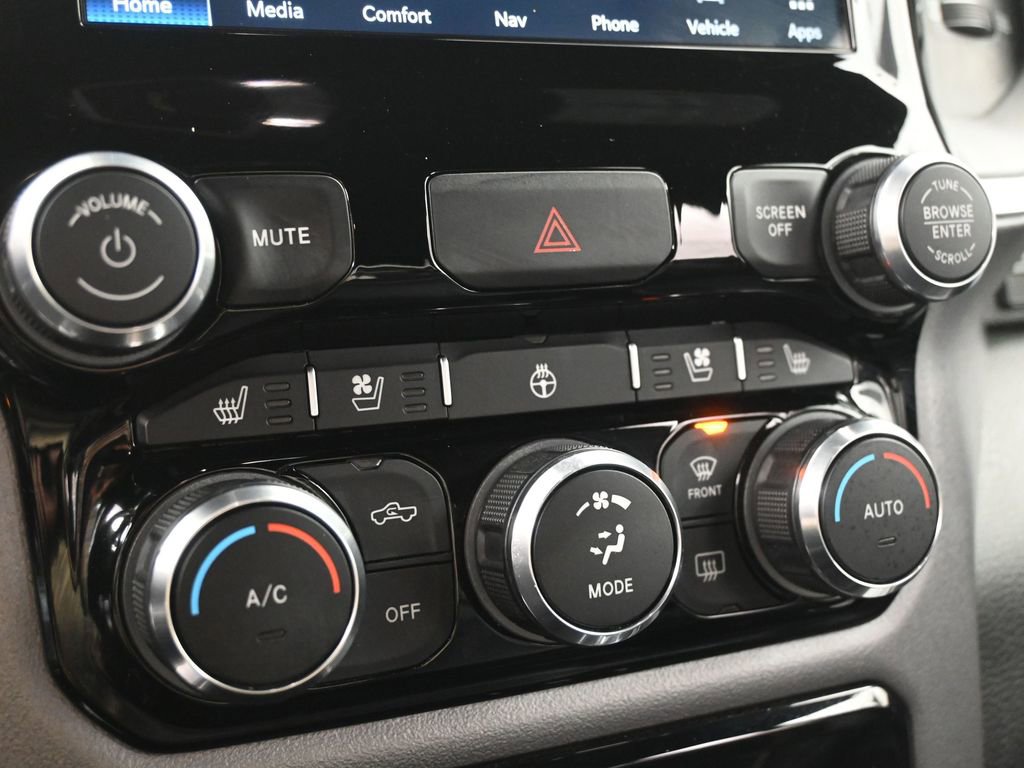 Used 2023 RAM 1500 Laramie image 16