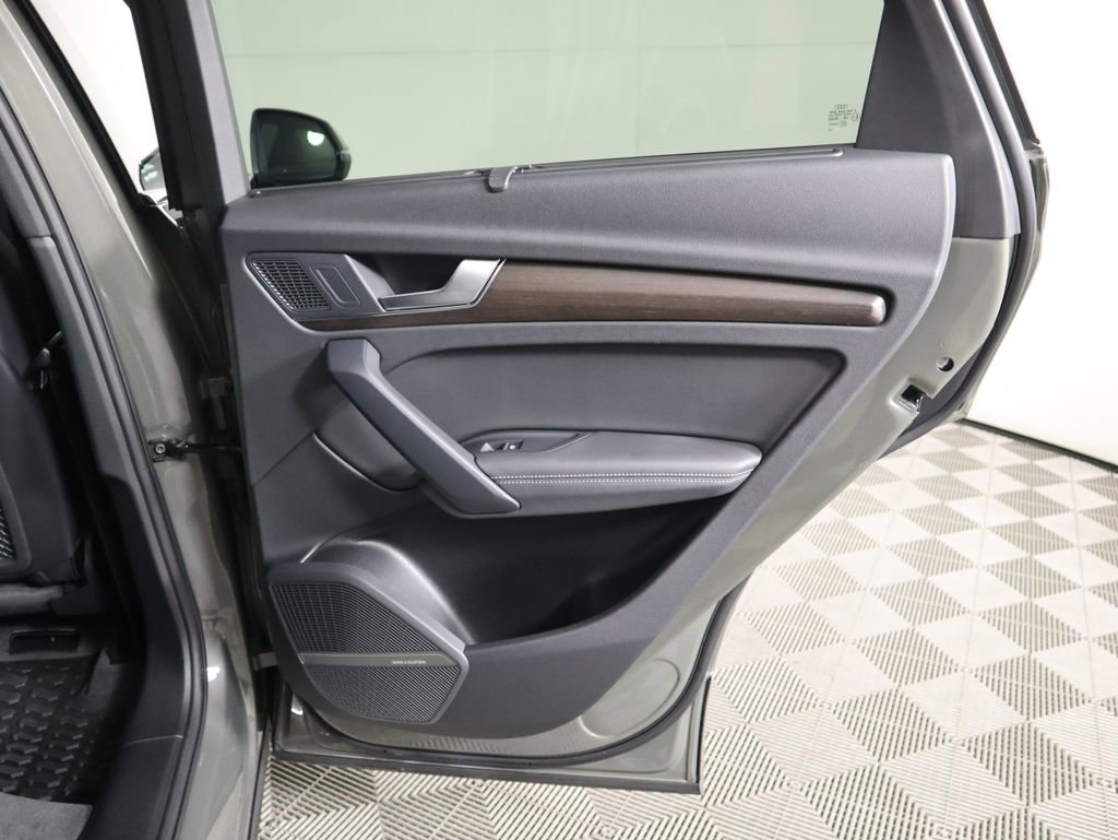 Used 2023 Audi Q5 2.0T Prestige image 28
