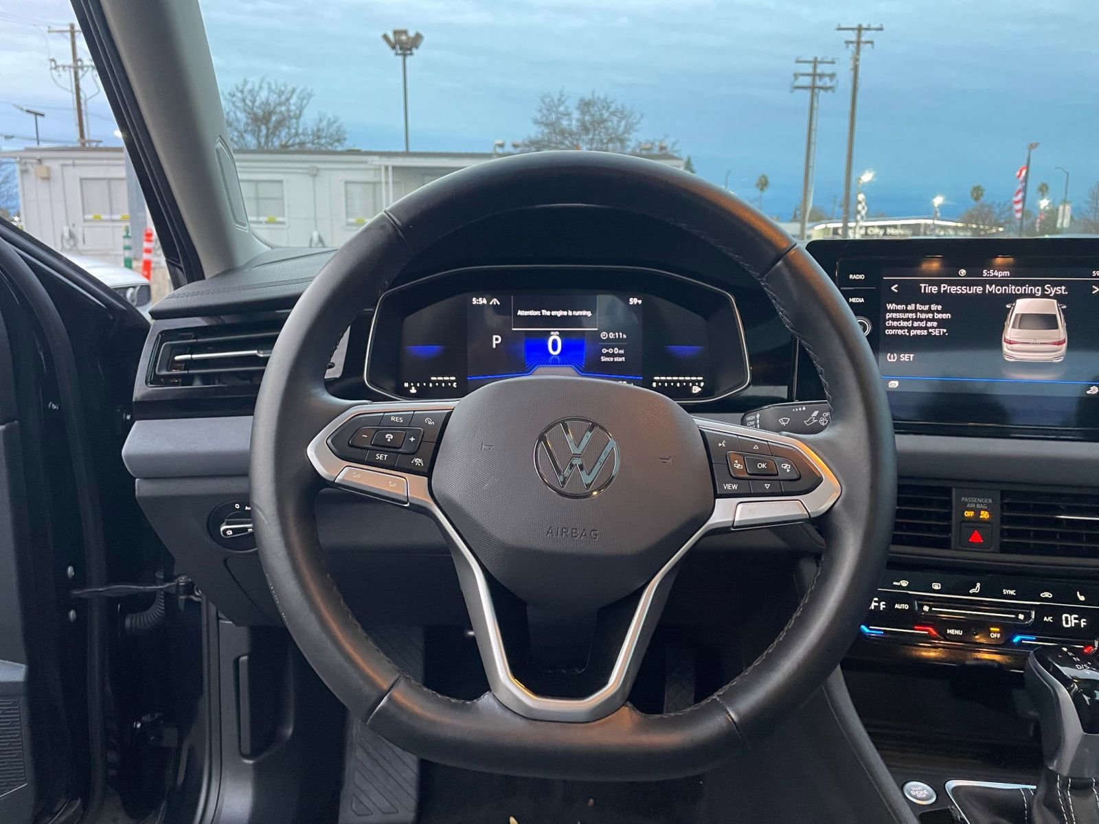 Used 2025 Volkswagen Jetta SE image 34