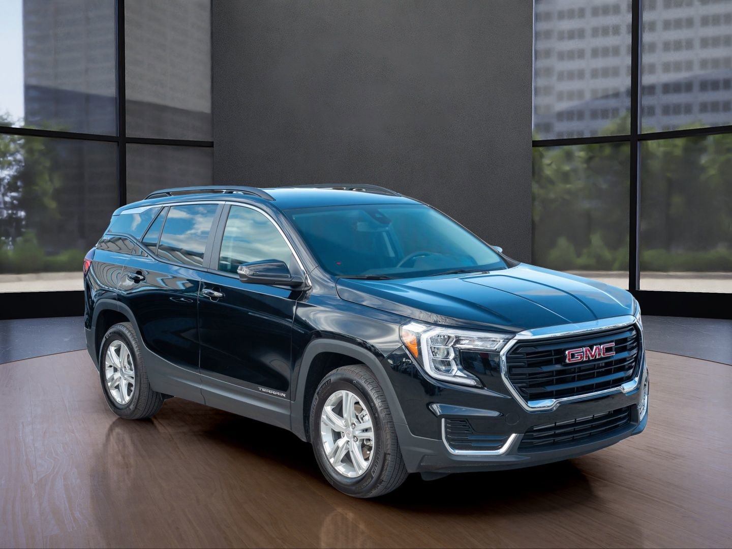 Used 2024 GMC Terrain SLE w/ Driver Convenience Package image 11