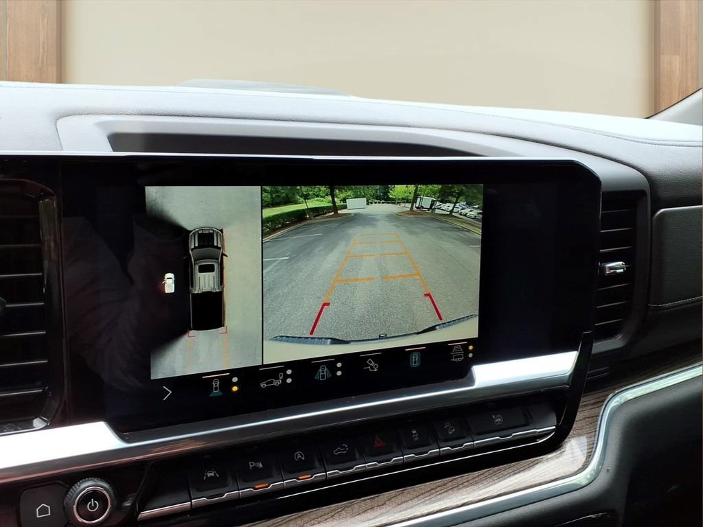 Certified 2022 Chevrolet Silverado 1500 LT Trail Boss w/ LT Trail Boss Premium Package AWD/4WD image 5