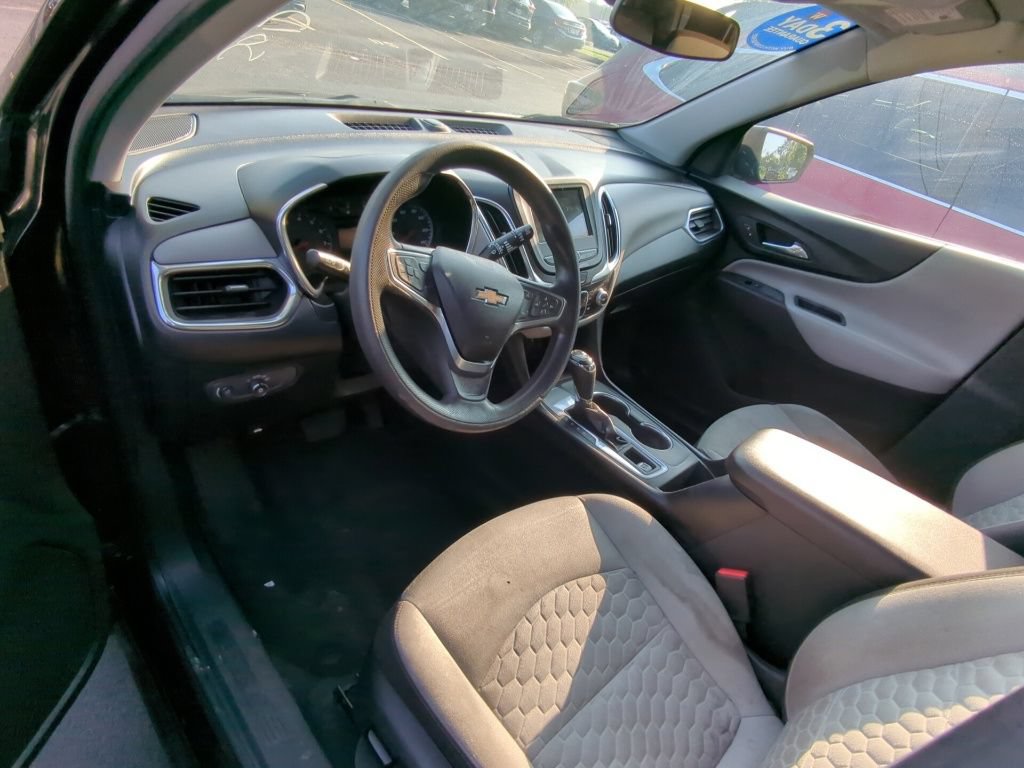 Used 2019 Chevrolet Equinox LS w/ LS Convenience Package FWD image 8