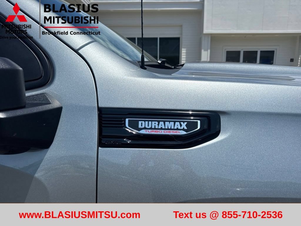 Used 2024 GMC Sierra 1500 Elevation w/ X31 Off-Road Package AWD/4WD image 4