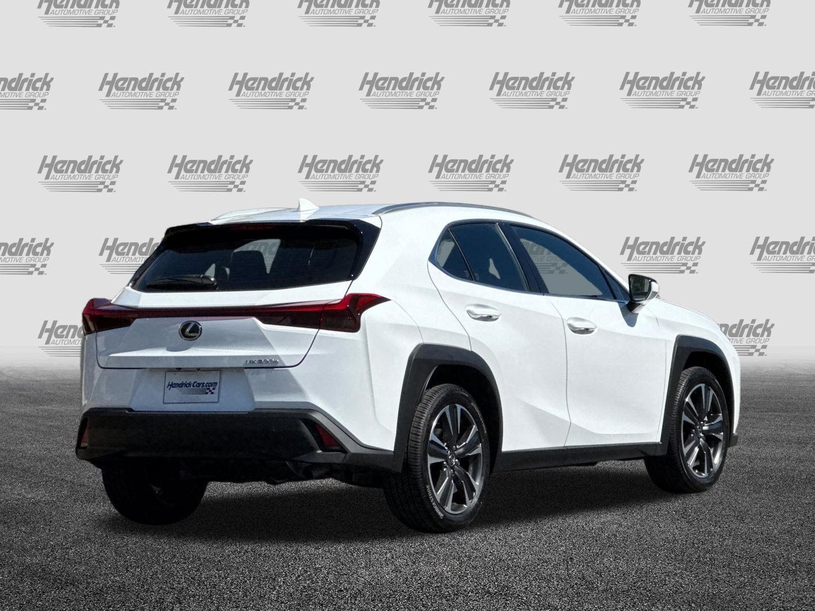 Certified 2026 Lexus UX 300h FWD w/ Accessory Package (Z2) image 5