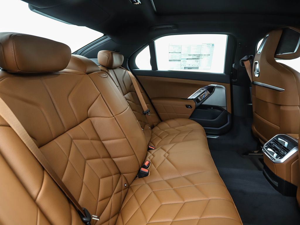 New 2026 BMW 740i xDrive image 28