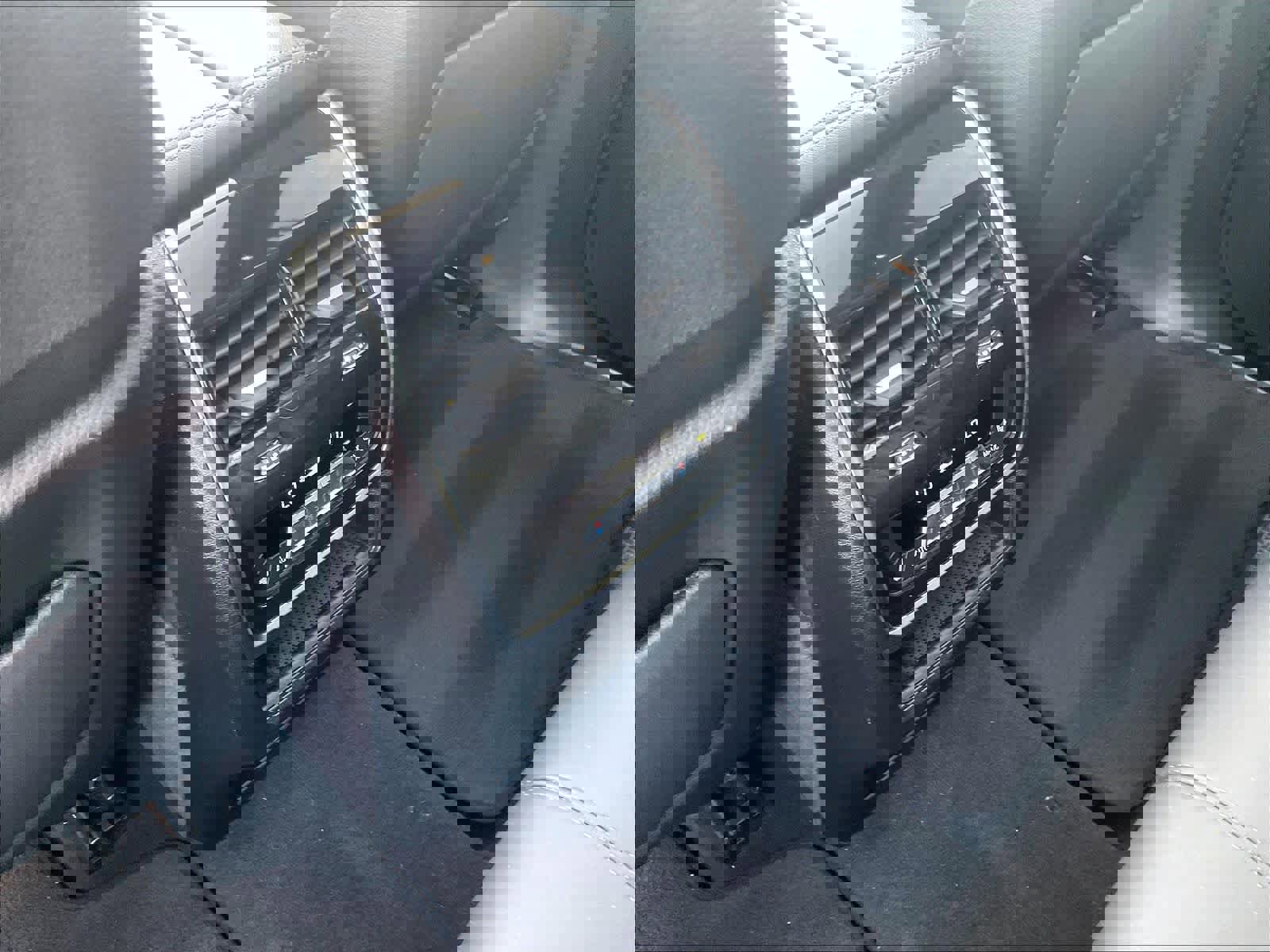 Used 2024 BMW X5 xDrive40i w/ Premium Package image 36