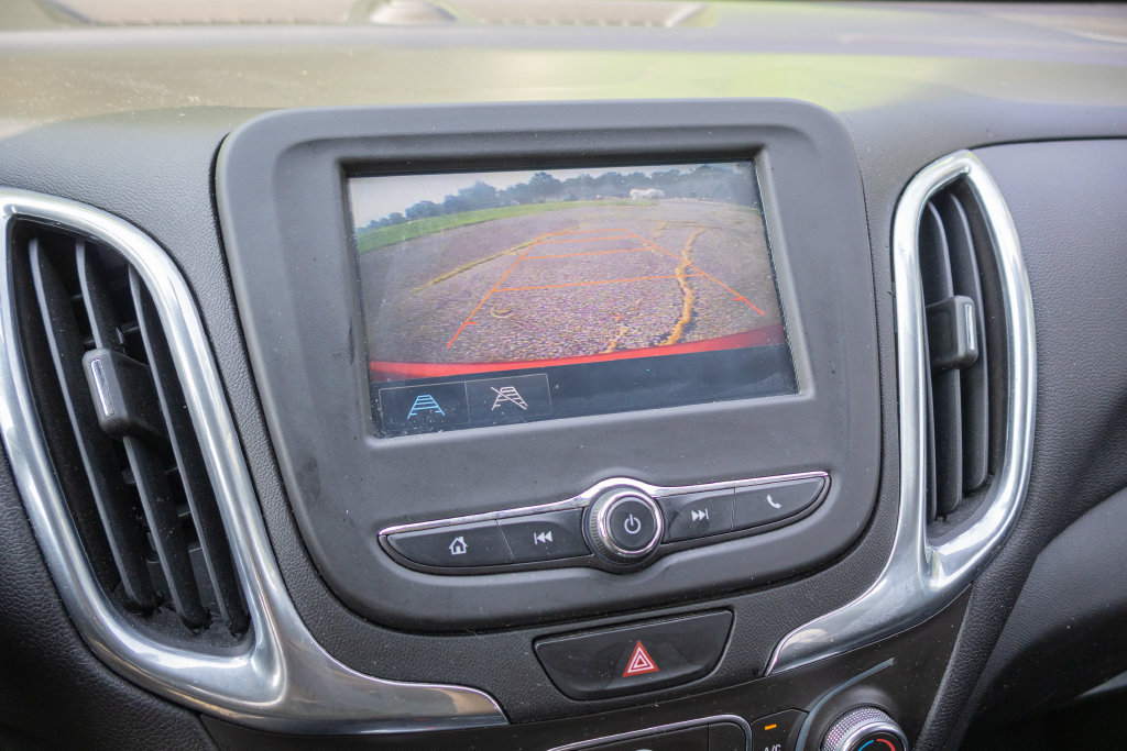 Used 2018 Chevrolet Equinox LT AWD/4WD image 19