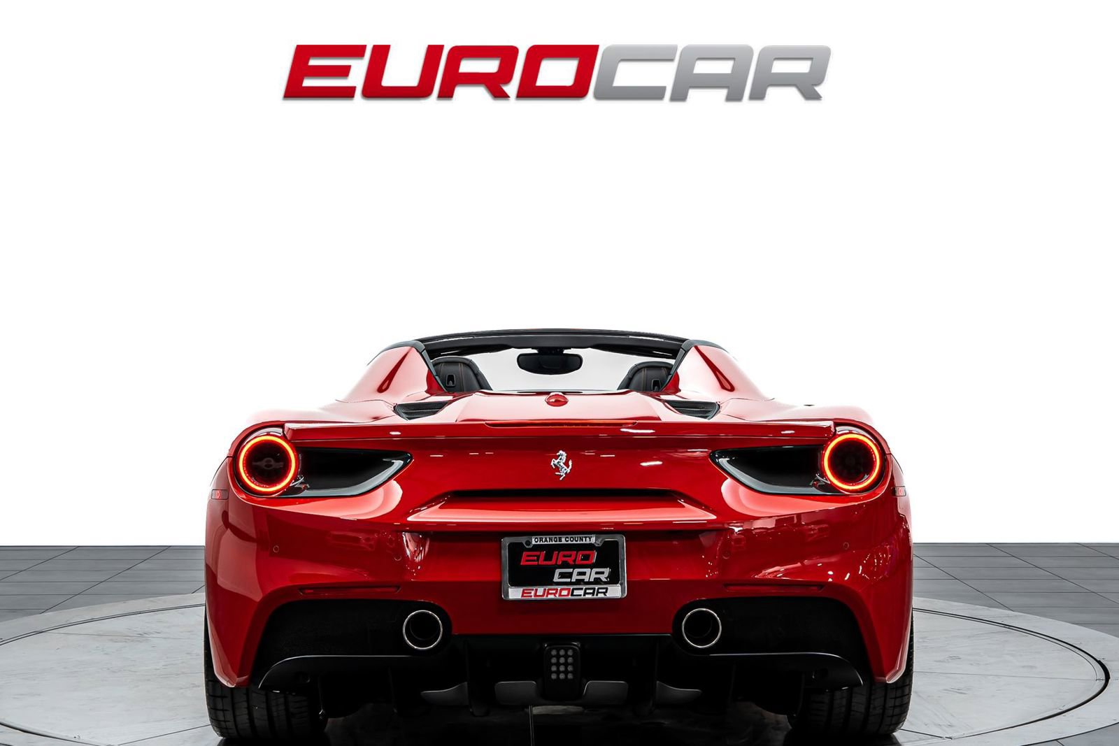 Used 2017 Ferrari 488 Spider image 5