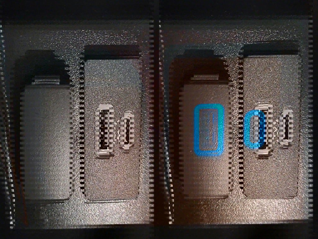 Used 2022 Ford Explorer Limited w/ Equipment Group 301A image 25