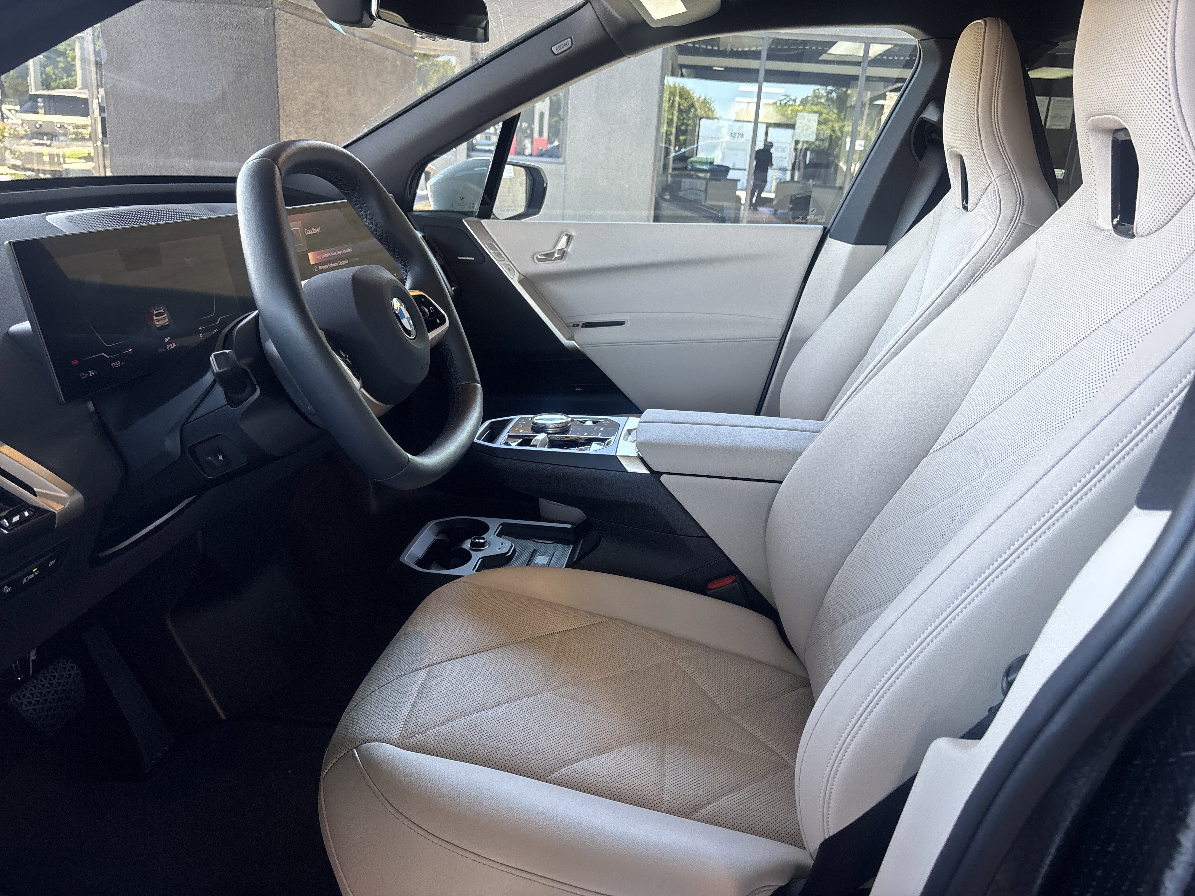 Used 2026 BMW iX xDrive45 AWD/4WD image 16