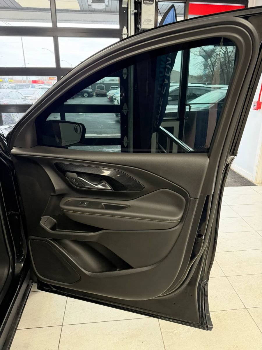 Used 2022 GMC Terrain AT4 AWD/4WD image 13