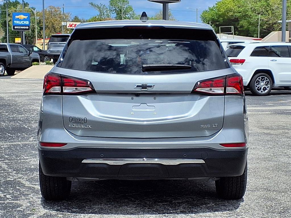 Used 2024 Chevrolet Equinox LT w/ LPO, Floor Liner Package image 5