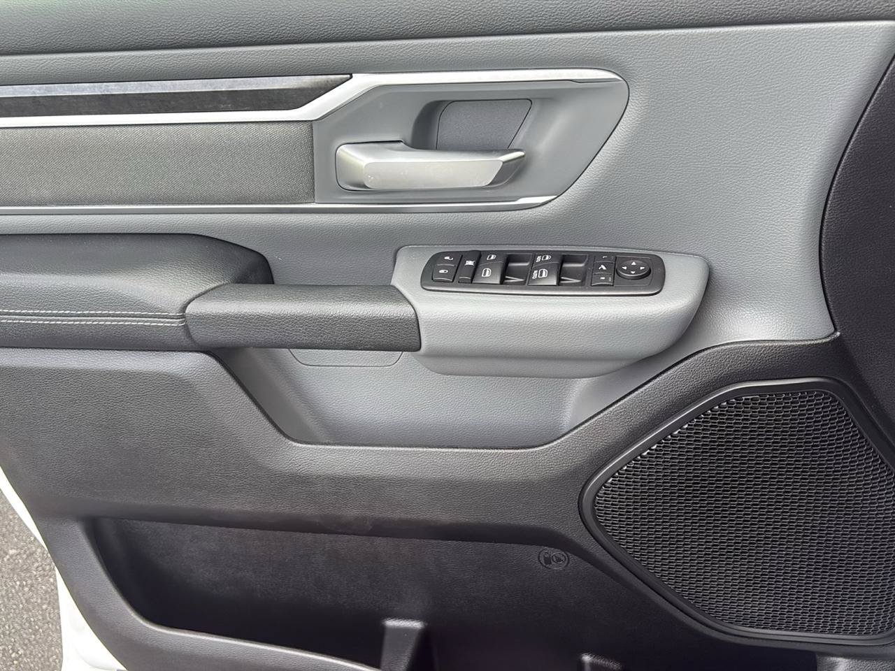 Used 2020 RAM 1500 Big Horn AWD/4WD image 23