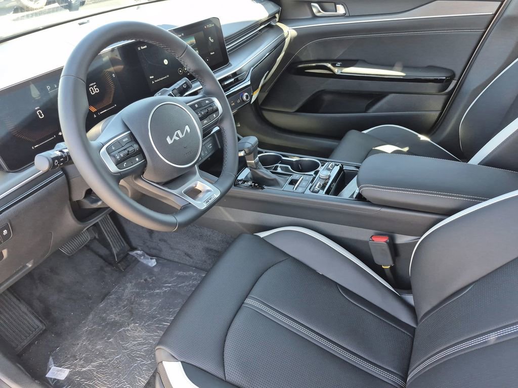 New 2026 Kia K5 GT-Line image 10