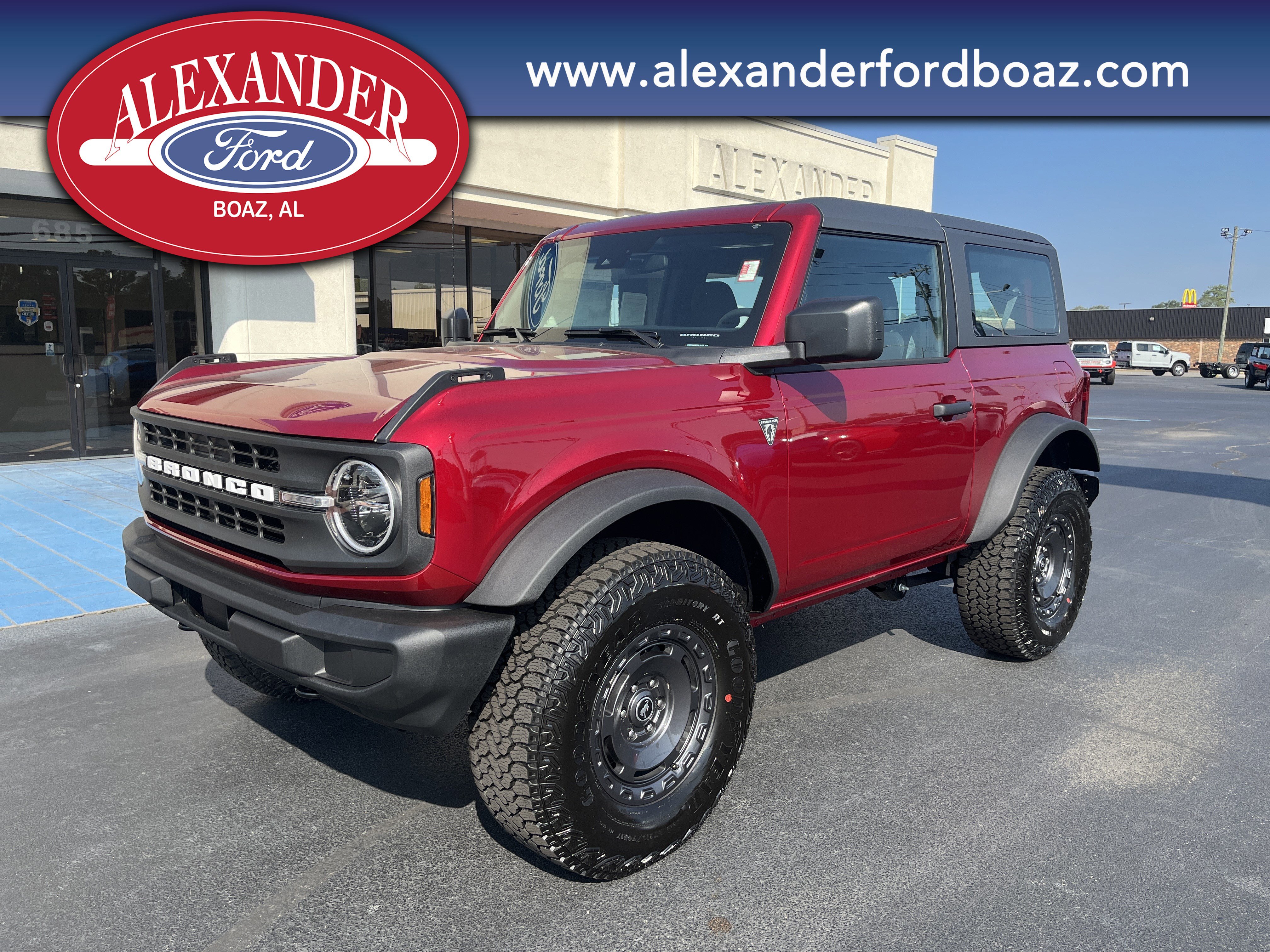 New 2025 Ford Bronco 2-Door w/ Sasquatch Package image 1