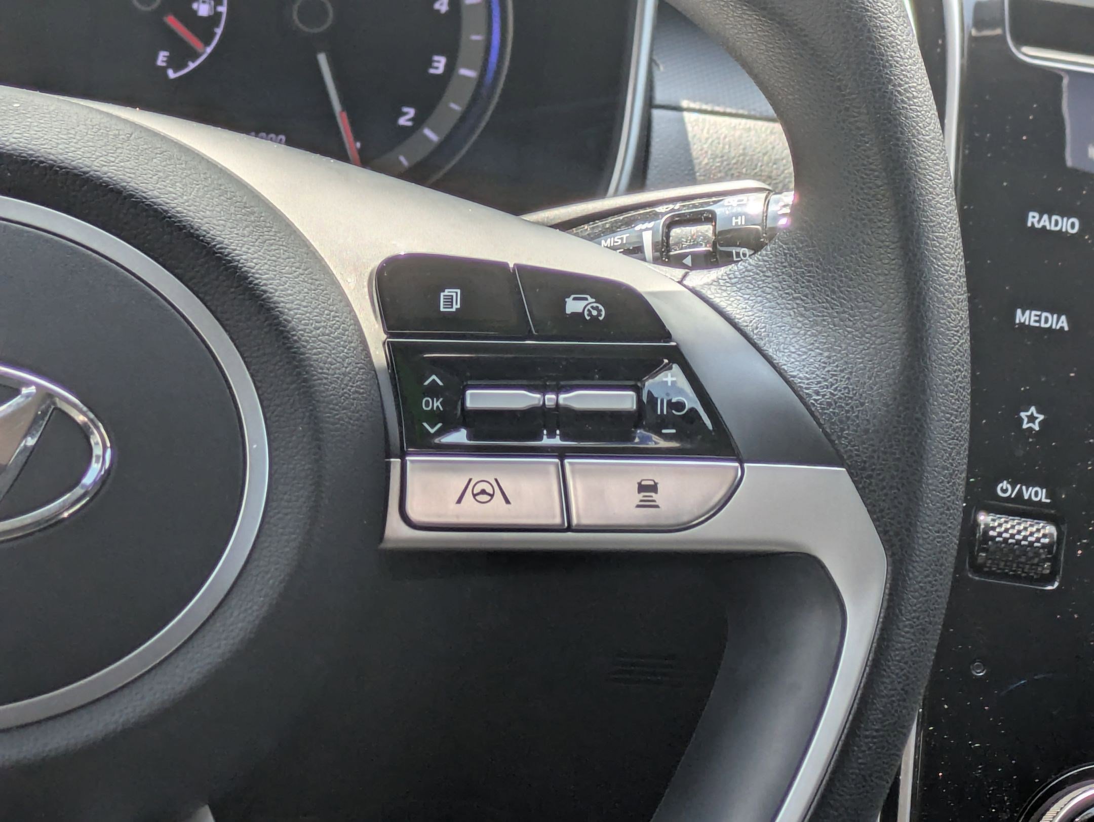 Certified 2023 Hyundai Tucson SEL AWD/4WD image 14