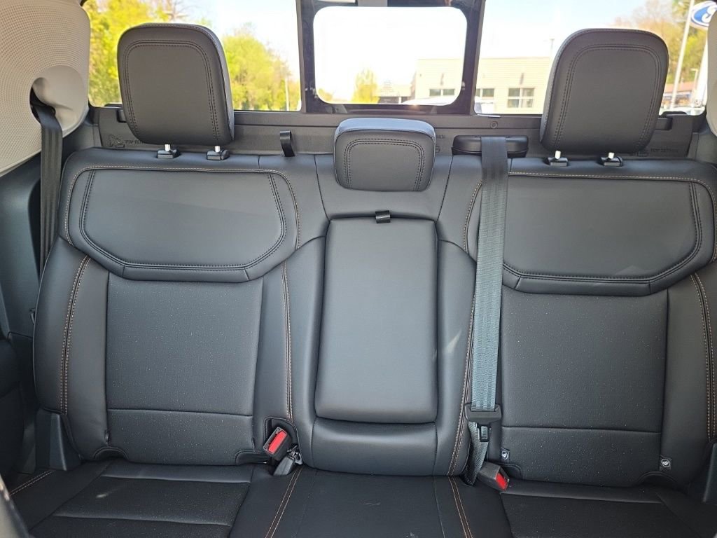 Certified 2025 Ford Maverick Tremor AWD/4WD image 24