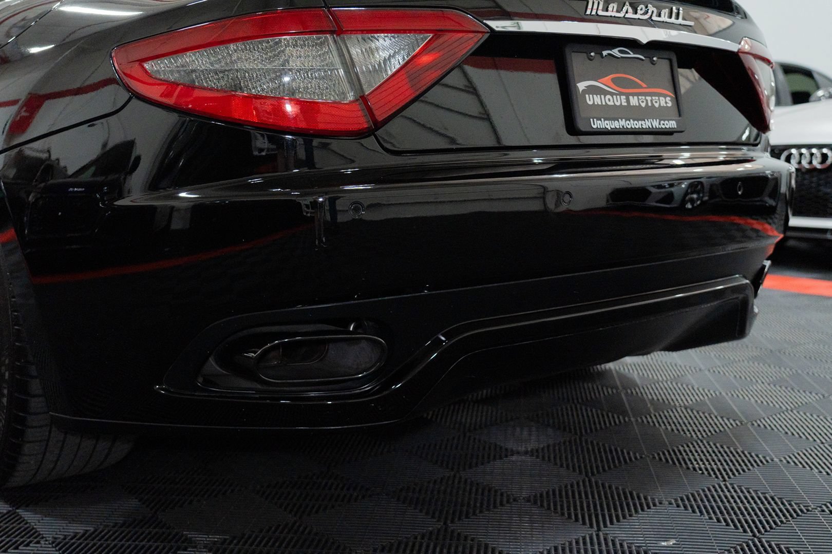 Used 2014 Maserati GranTurismo Sport RWD image 10