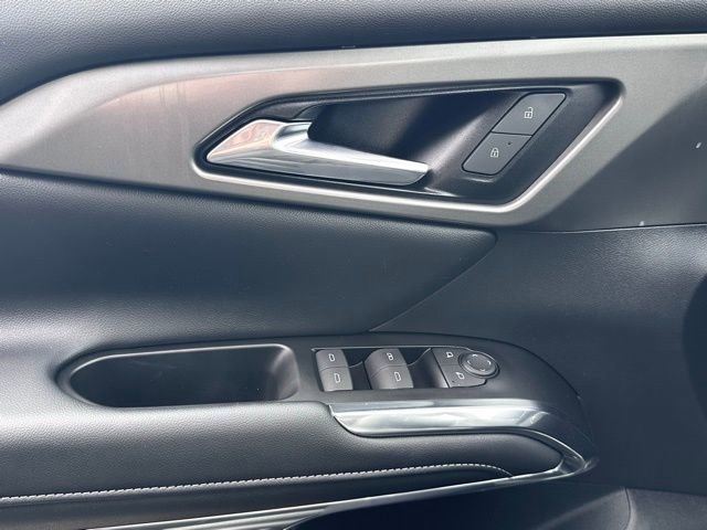 Used 2024 Chevrolet Traverse LT image 24