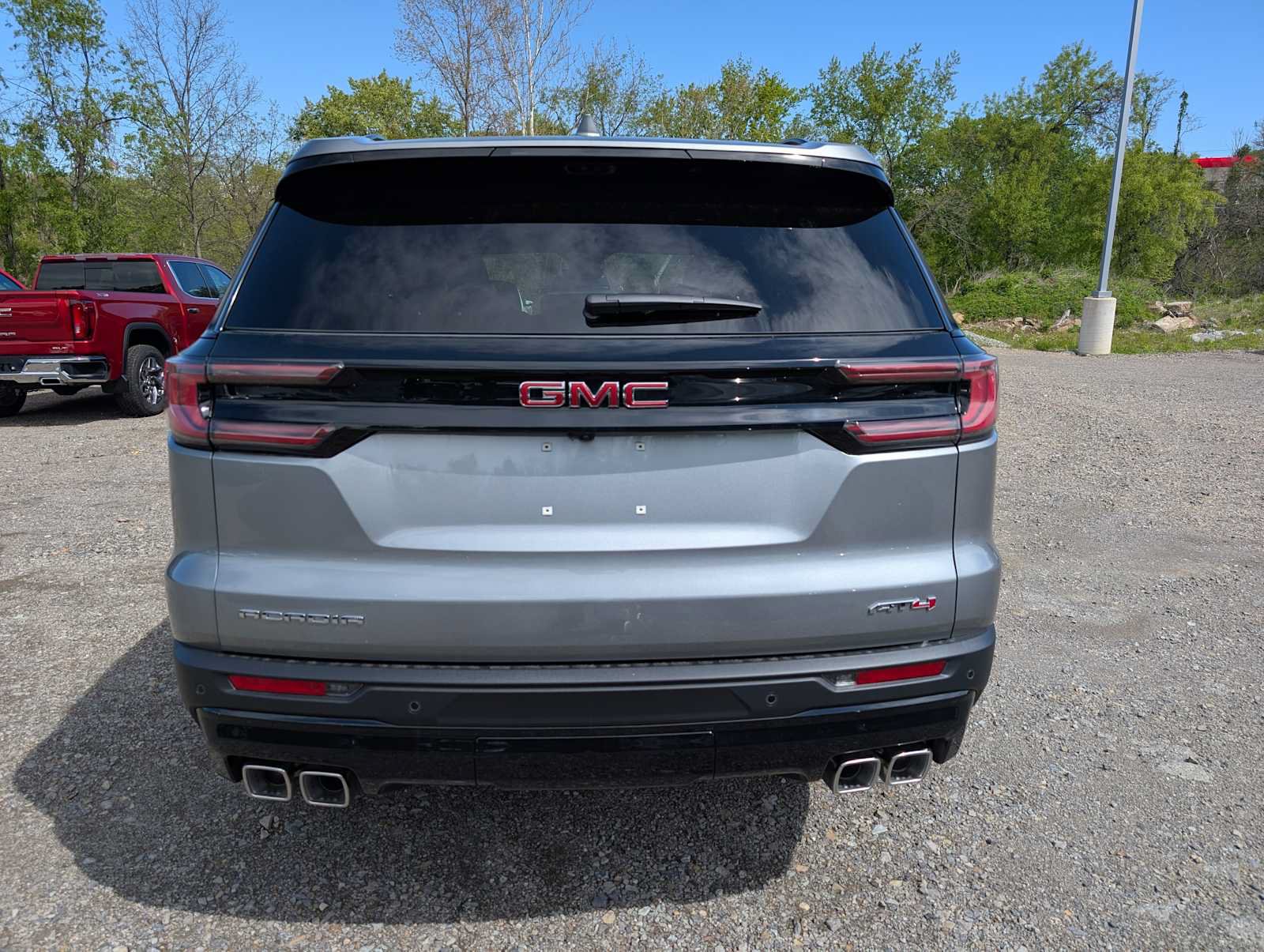 New 2026 GMC Acadia AT4 w/ Luxury Package AWD/4WD image 8