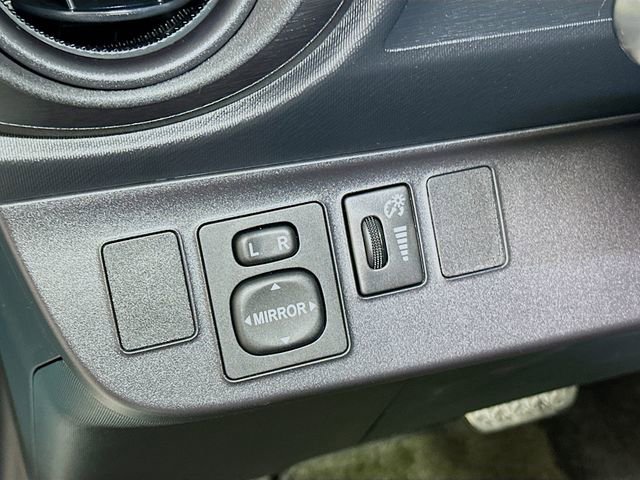 Used 2014 Toyota Prius C Two image 10