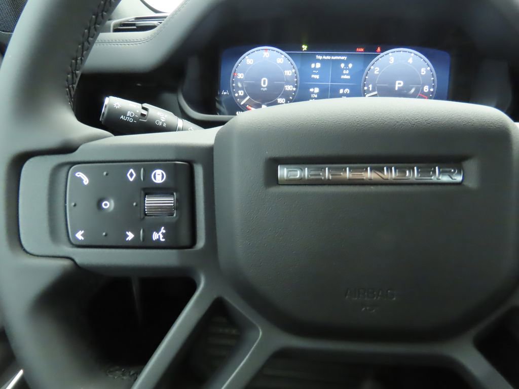 New 2026 Land Rover Defender 110 X-Dynamic SE AWD/4WD image 11