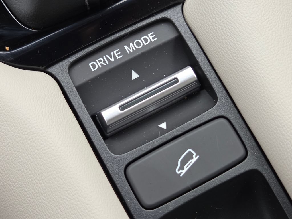 New 2027 Honda HR-V LX image 7