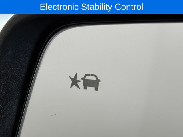 Used 2023 Chevrolet Traverse LT image 26