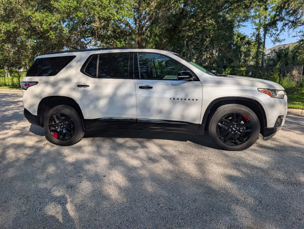 Used 2019 Chevrolet Traverse Premier w/ Redline Edition FWD image 10