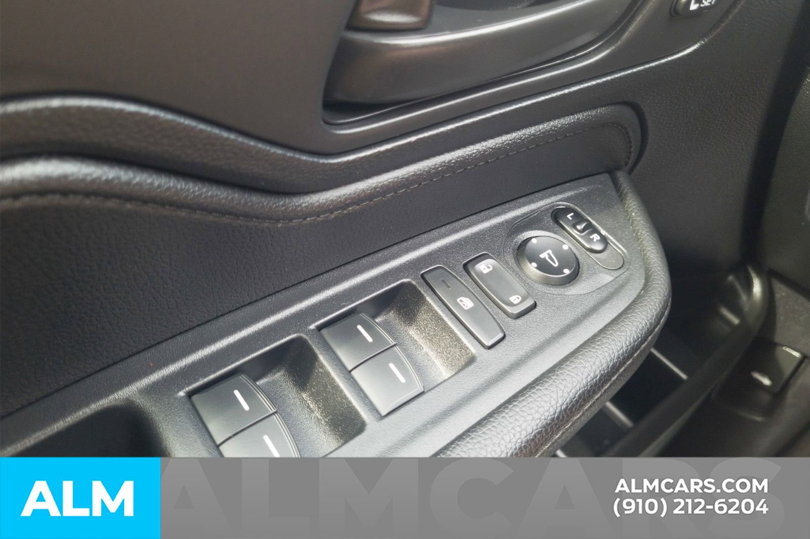 Used 2023 Honda Odyssey Sport image 33