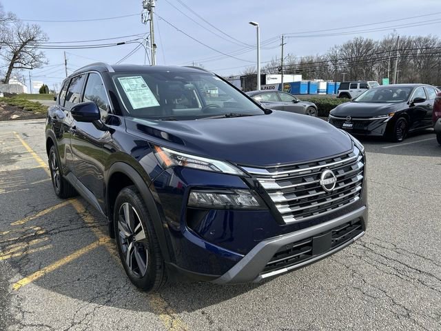 Certified 2025 Nissan Rogue SL image 2