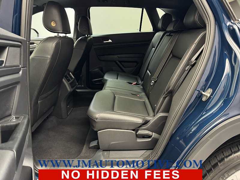 Used 2020 Volkswagen Atlas Cross Sport SE w/ Panoramic Sunroof Package AWD/4WD image 15