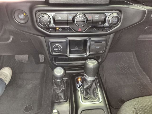 Used 2023 Jeep Wrangler Willys image 19