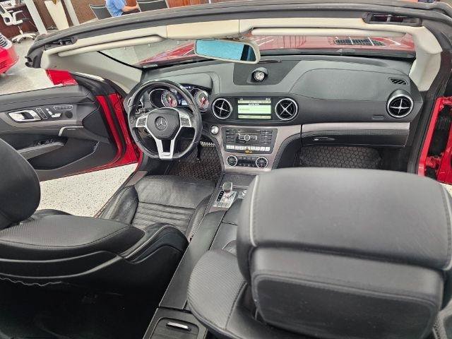 Used 2013 Mercedes-Benz SL 550 image 16