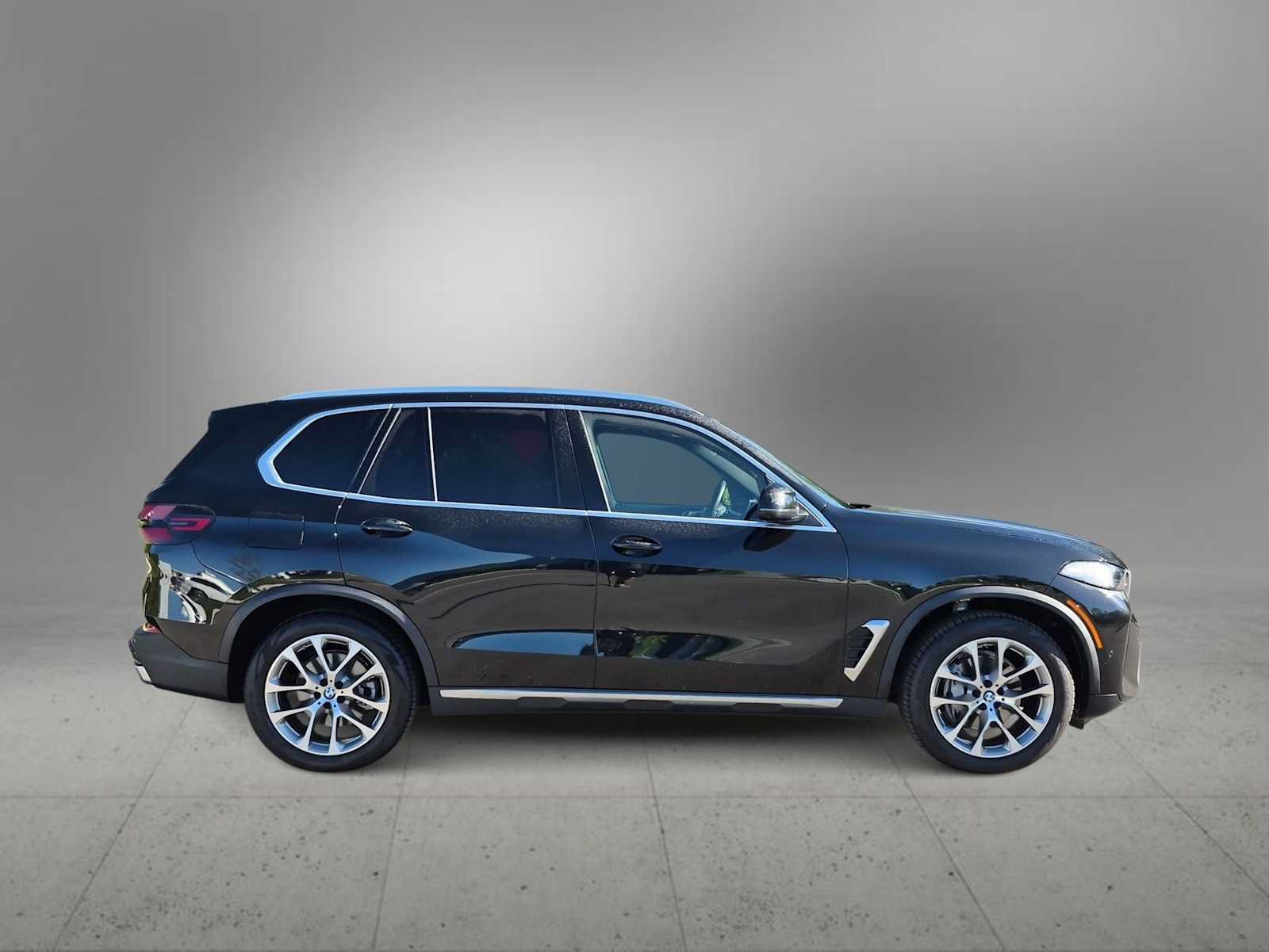 Used 2026 BMW X5 xDrive40i AWD/4WD image 9
