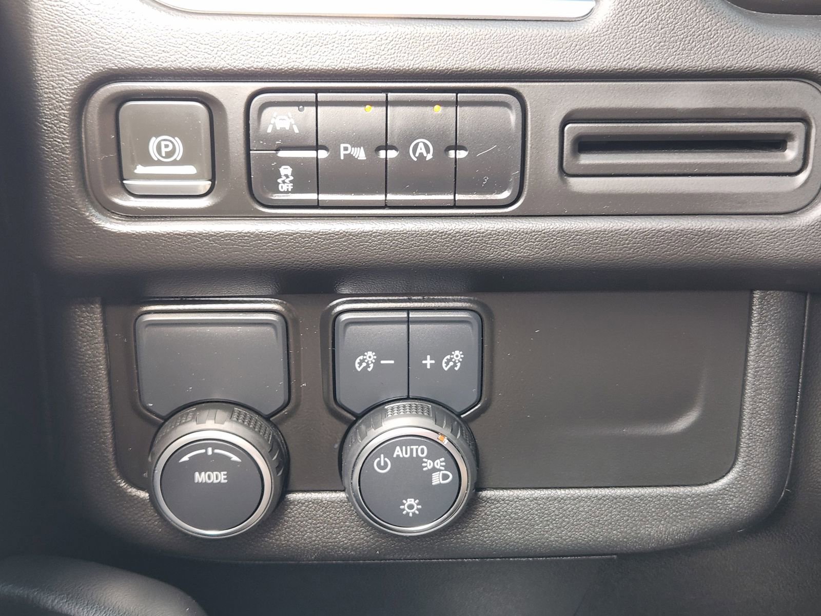 Used 2023 Chevrolet Tahoe LT image 25