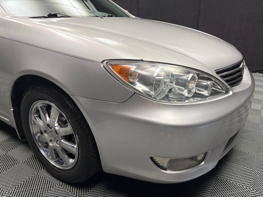 Used 2006 Toyota Camry XLE FWD Sedan 3.0L 6-Cyl image 11