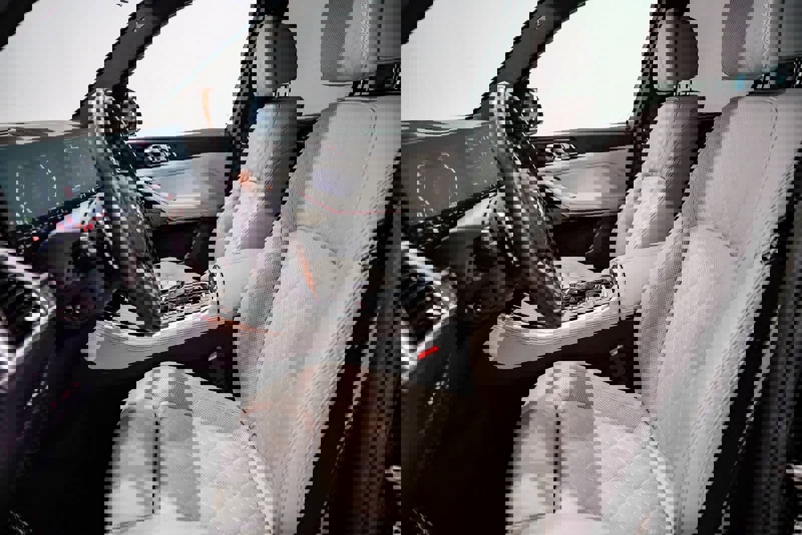 Used 2024 BMW X5 xDrive50e w/ Executive Package image 17