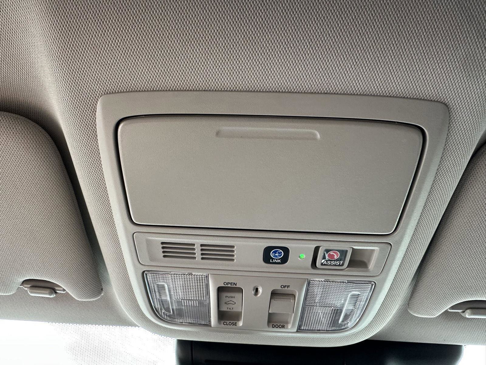 Used 2022 Honda Accord Touring image 35