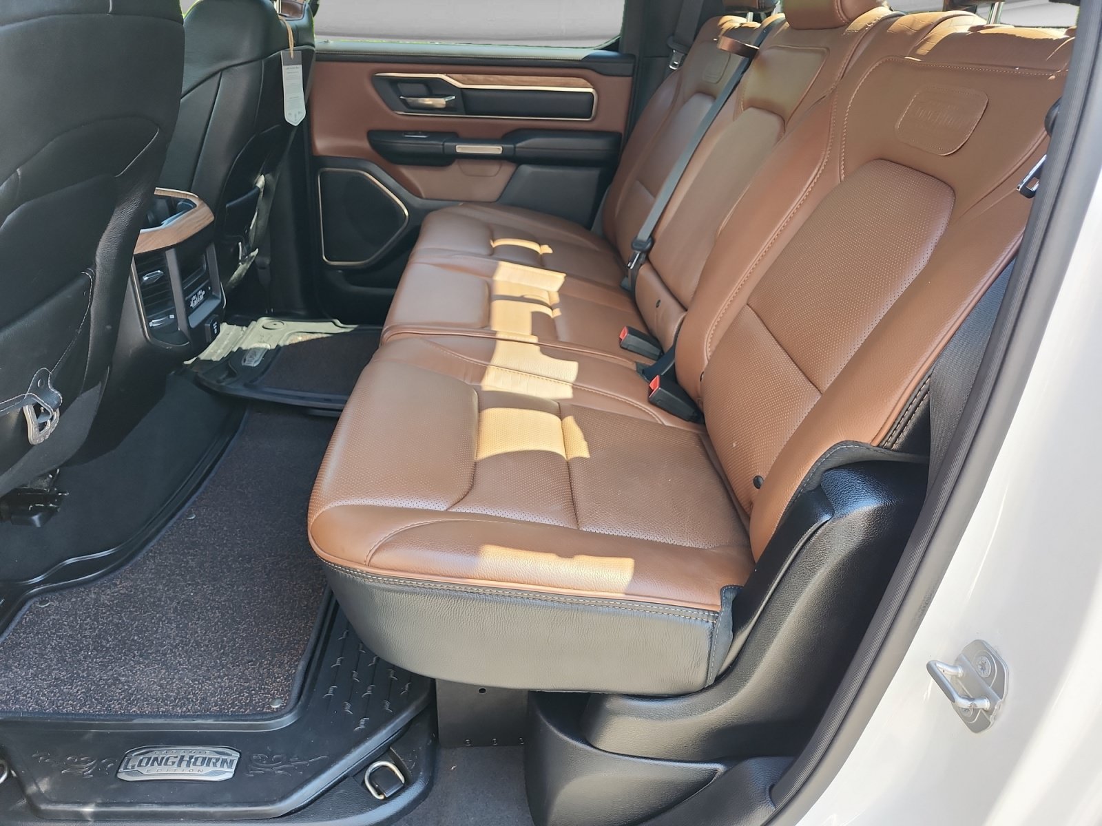 Used 2019 RAM 1500 Laramie Longhorn w/ Trailer Tow Group AWD/4WD image 14