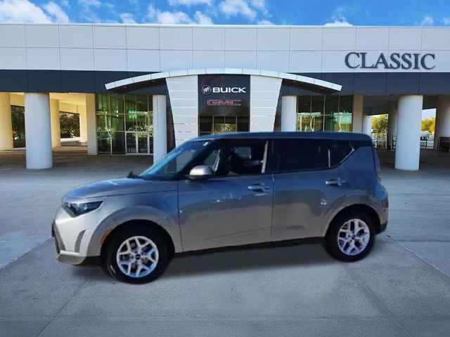 Used 2024 Kia Soul LX w/ Option Group 015 image 4
