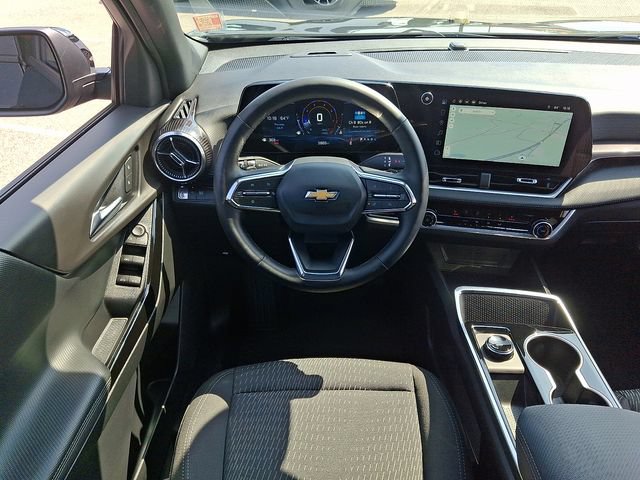 Certified 2026 Chevrolet Equinox LT FWD image 11